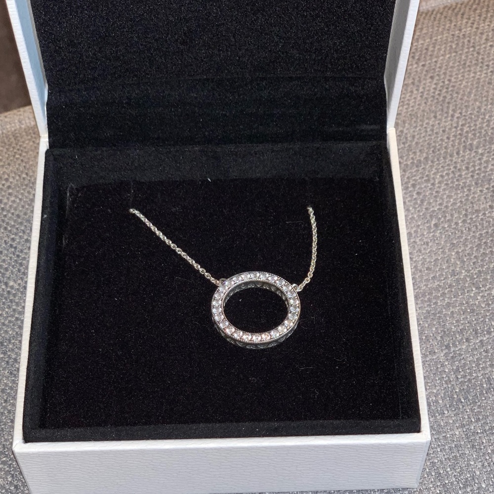 PANDORA NECKLACE.
